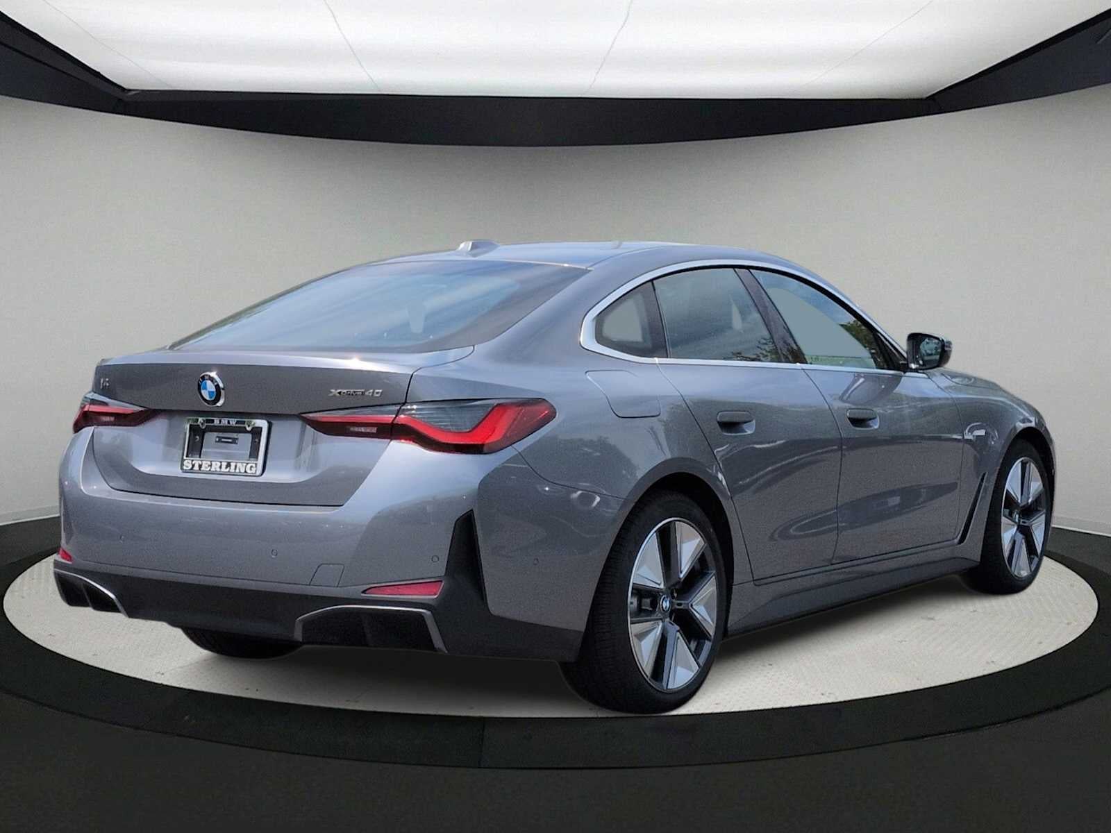 2026 BMW i4 xDrive40