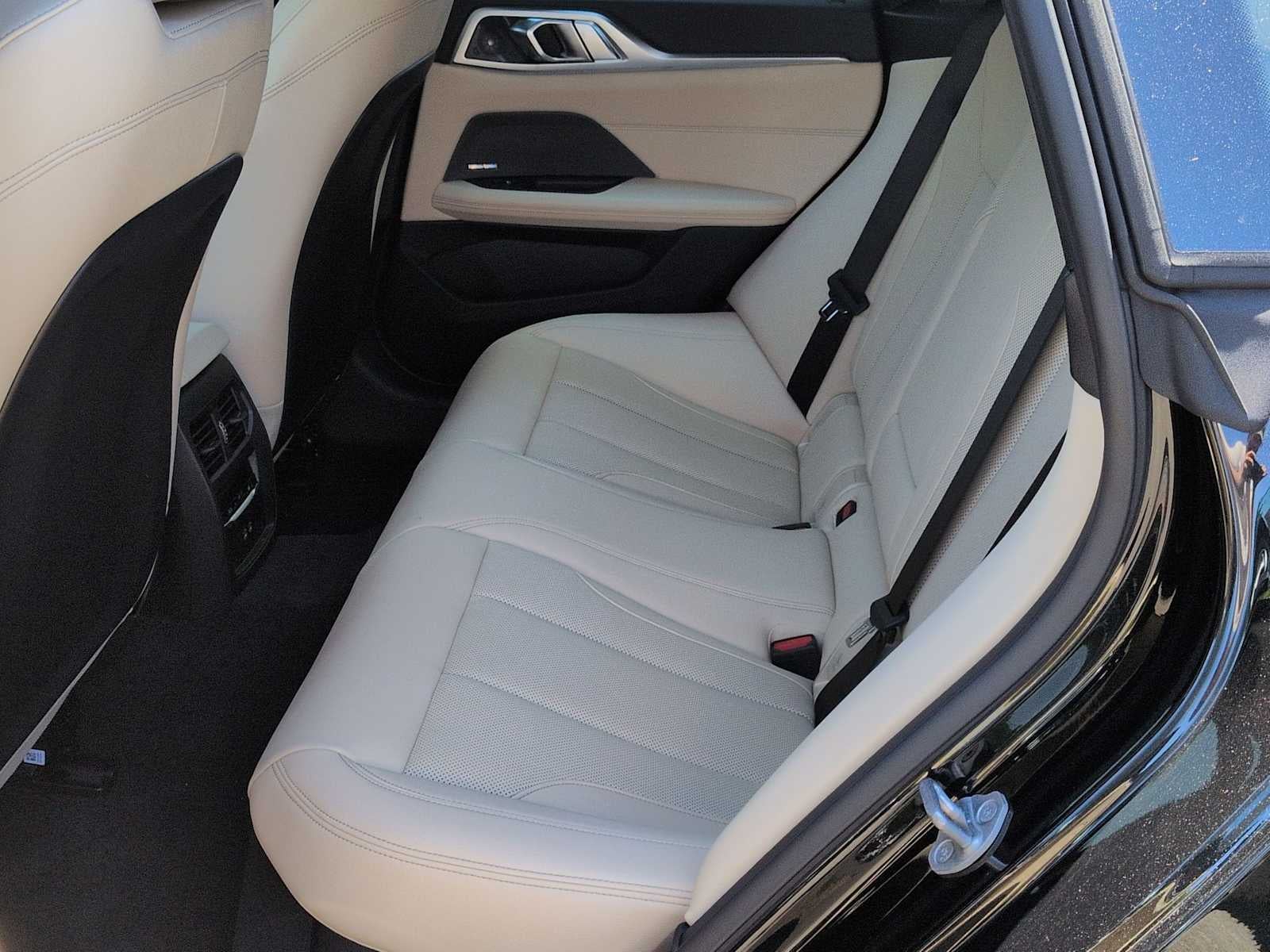 2026 BMW i4 xDrive40