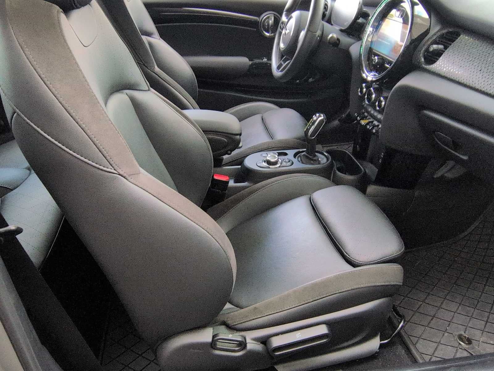 2024 MINI Hardtop 2 Door Cooper SE