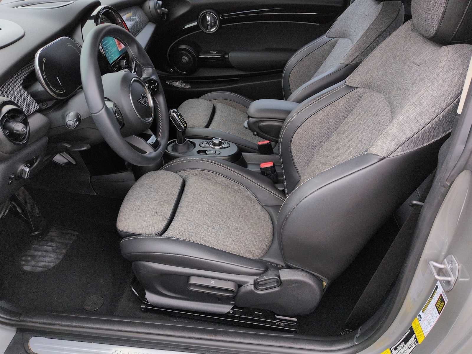 2023 MINI HARDTOP 2 DOOR Cooper SE