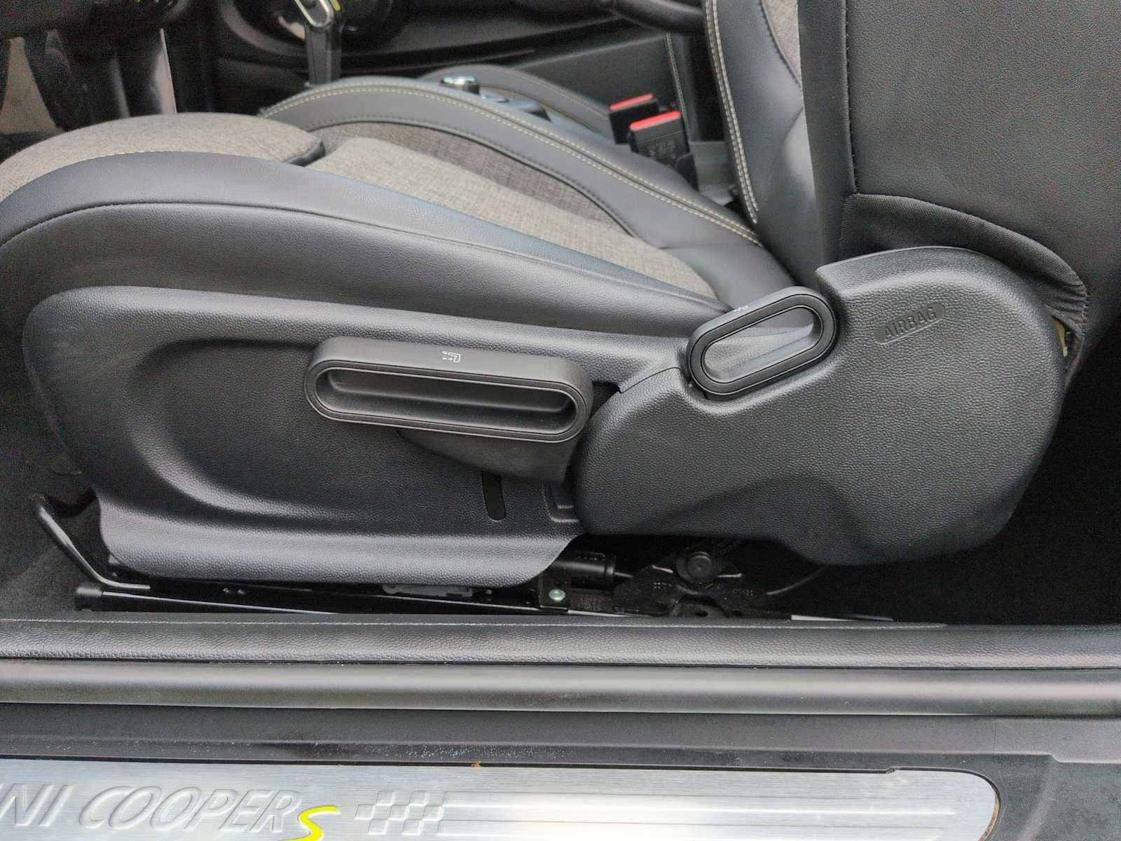 2023 MINI HARDTOP 2 DOOR Cooper SE