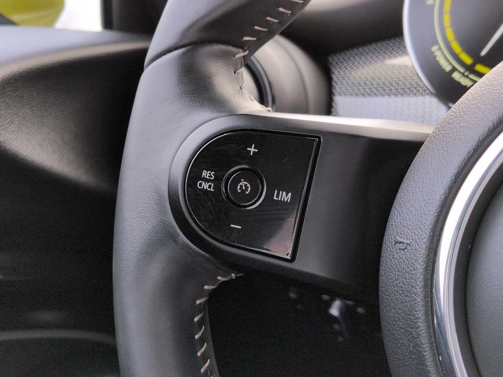 2023 MINI HARDTOP 2 DOOR Cooper SE