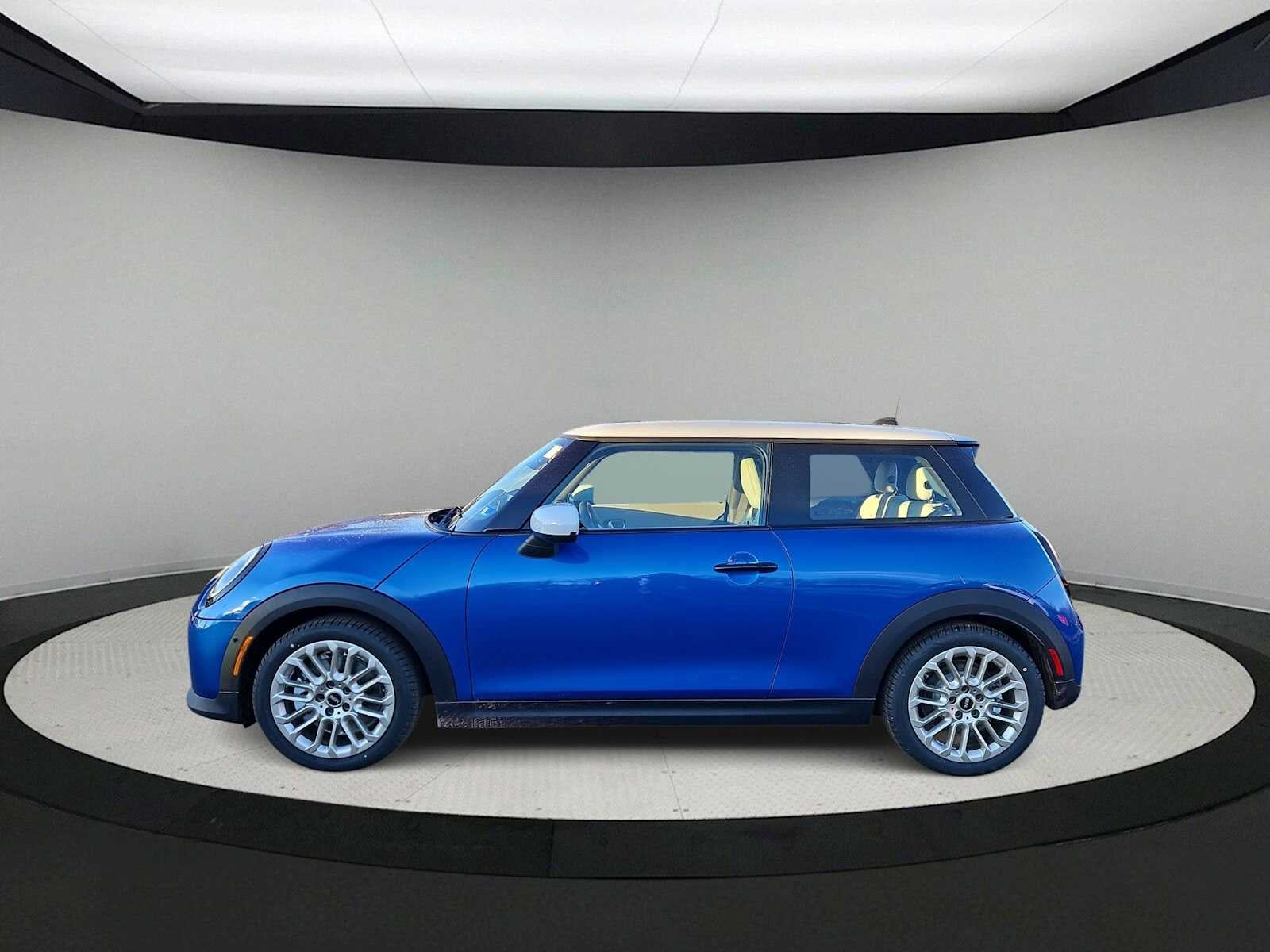 2026 MINI Hardtop 2 Door Cooper