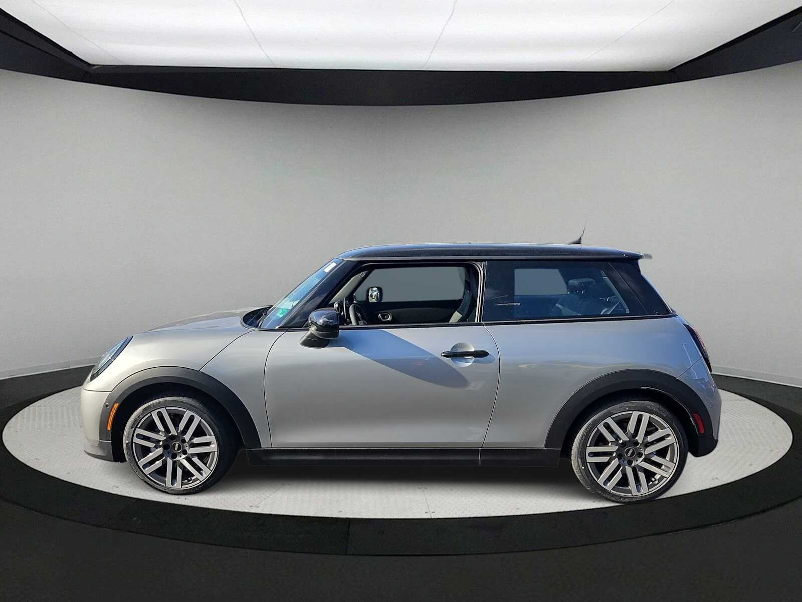 2026 MINI Hardtop 2 Door Cooper