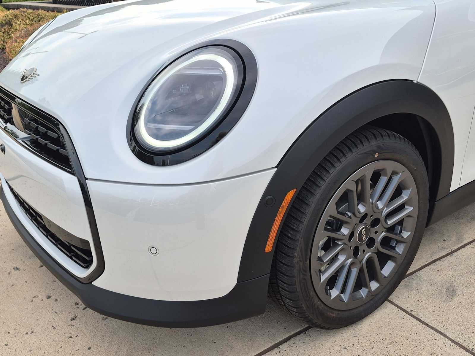 2027 MINI 2 DOOR ICONIC