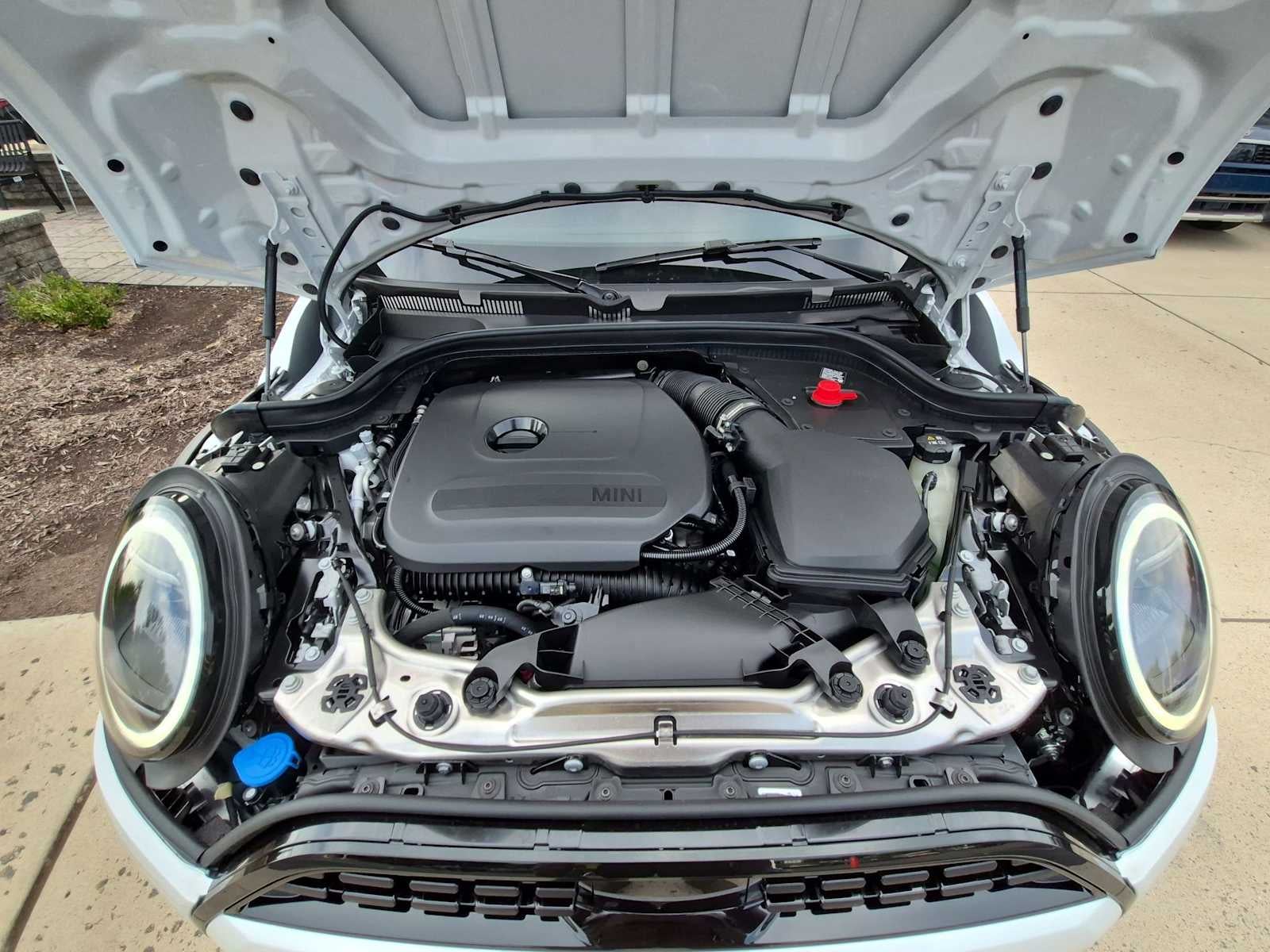 2027 MINI 2 DOOR ICONIC