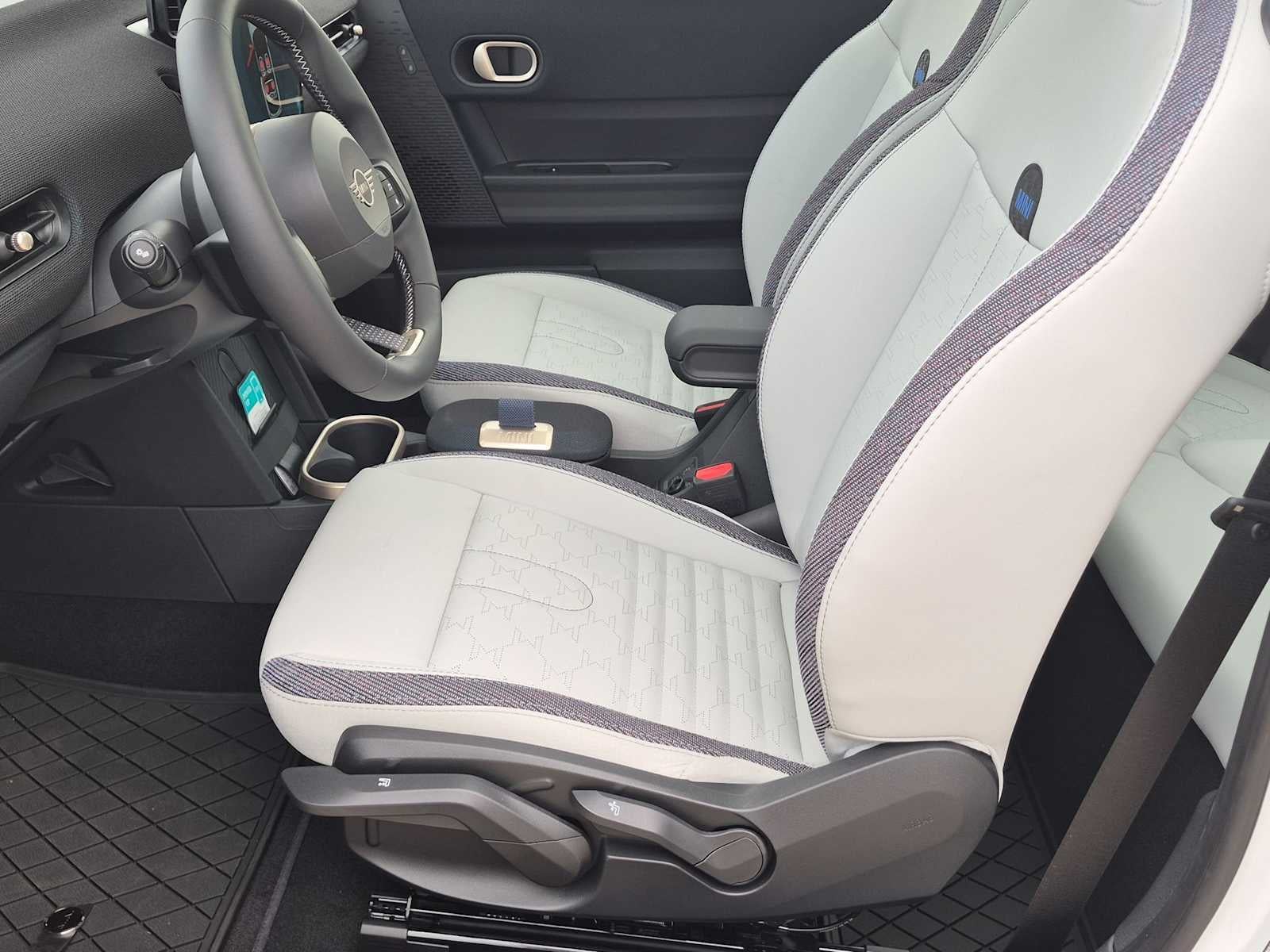 2027 MINI 2 DOOR ICONIC