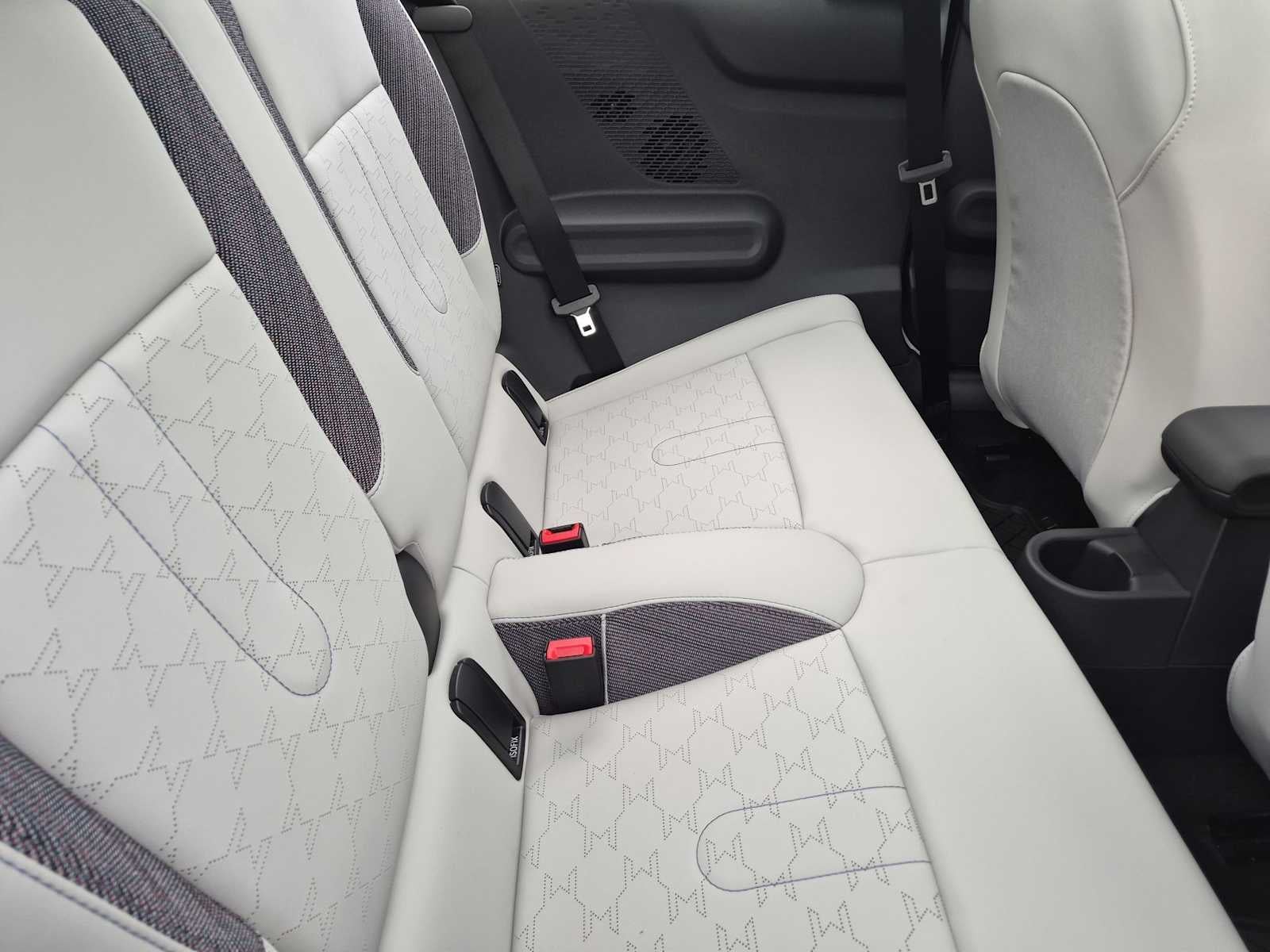 2027 MINI 2 DOOR ICONIC