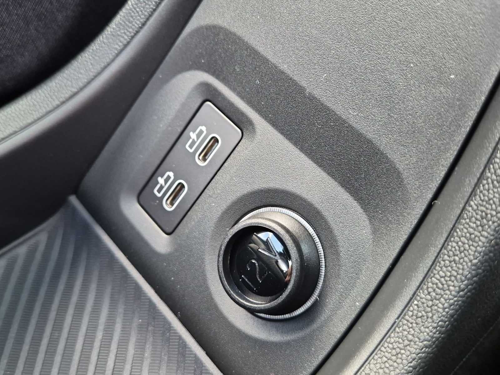 2027 MINI 2 DOOR SIGNATURE PLUS