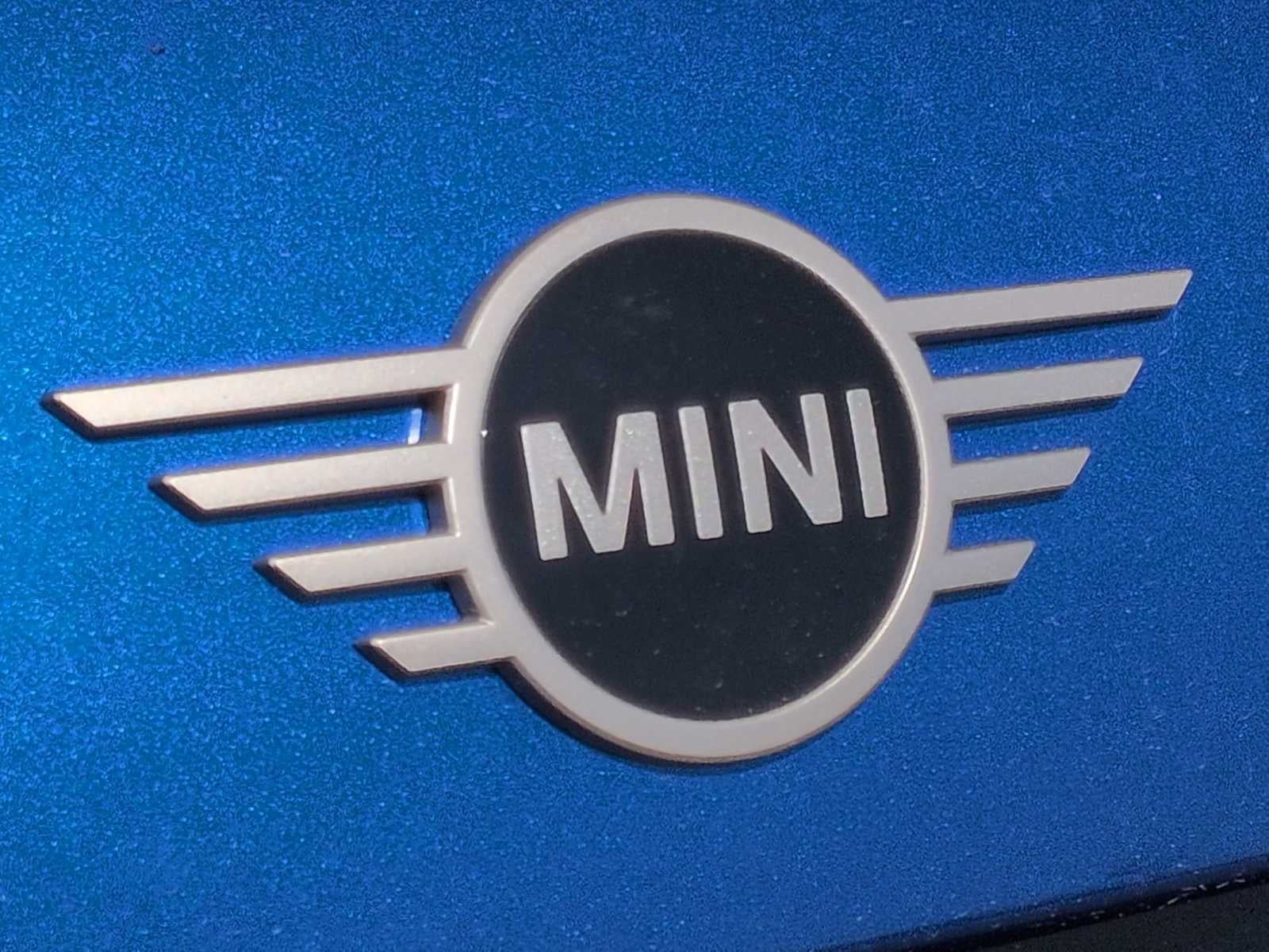 2026 MINI Hardtop 2 Door Cooper Oxford Edition
