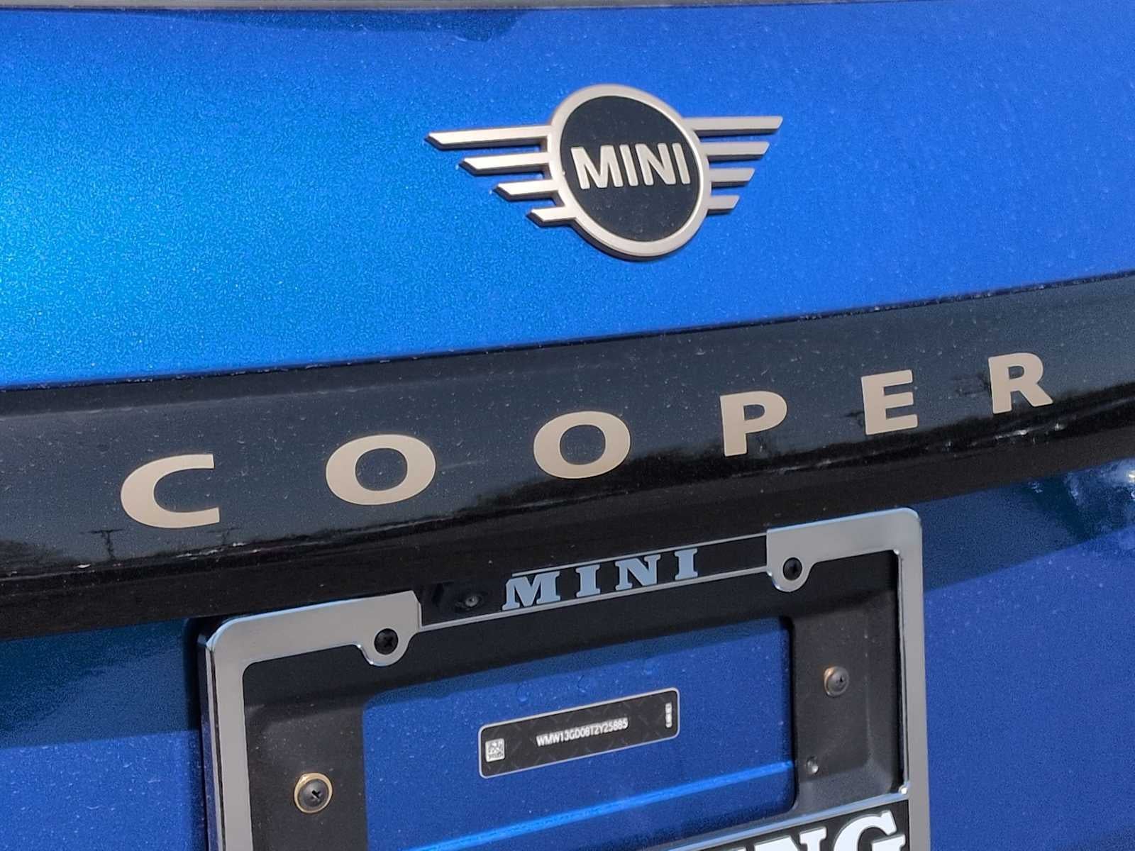 2026 MINI Hardtop 2 Door Cooper Oxford Edition