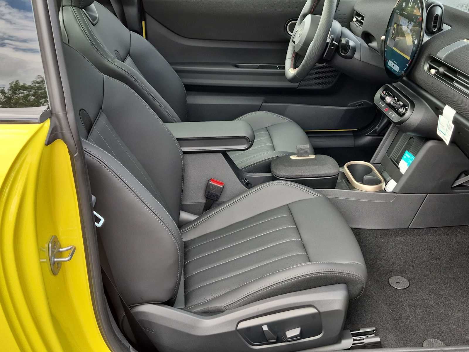 2026 MINI 2 DOOR ICONIC