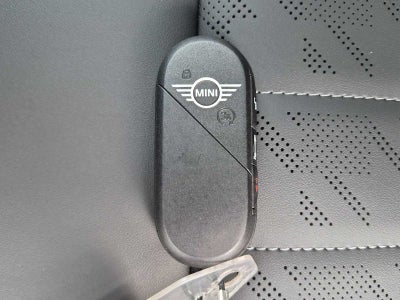 2026 MINI 2 DOOR ICONIC