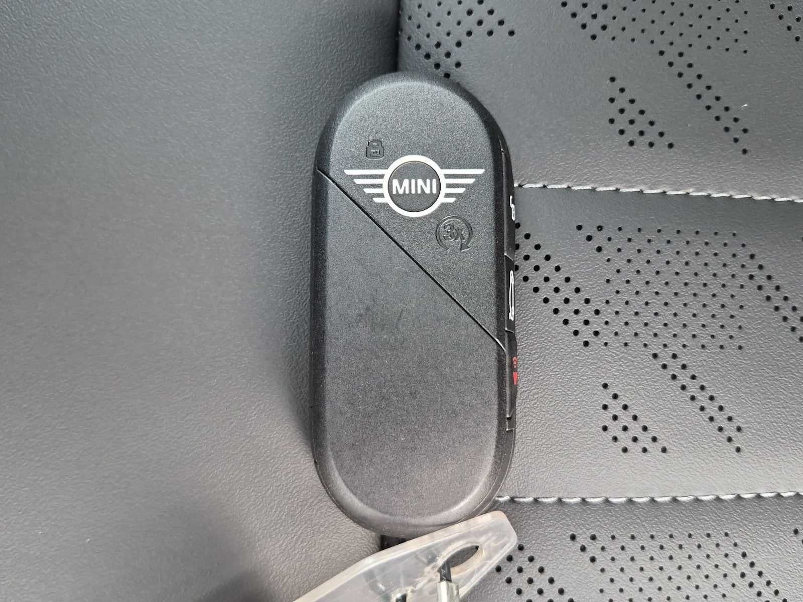 2026 MINI 2 DOOR ICONIC
