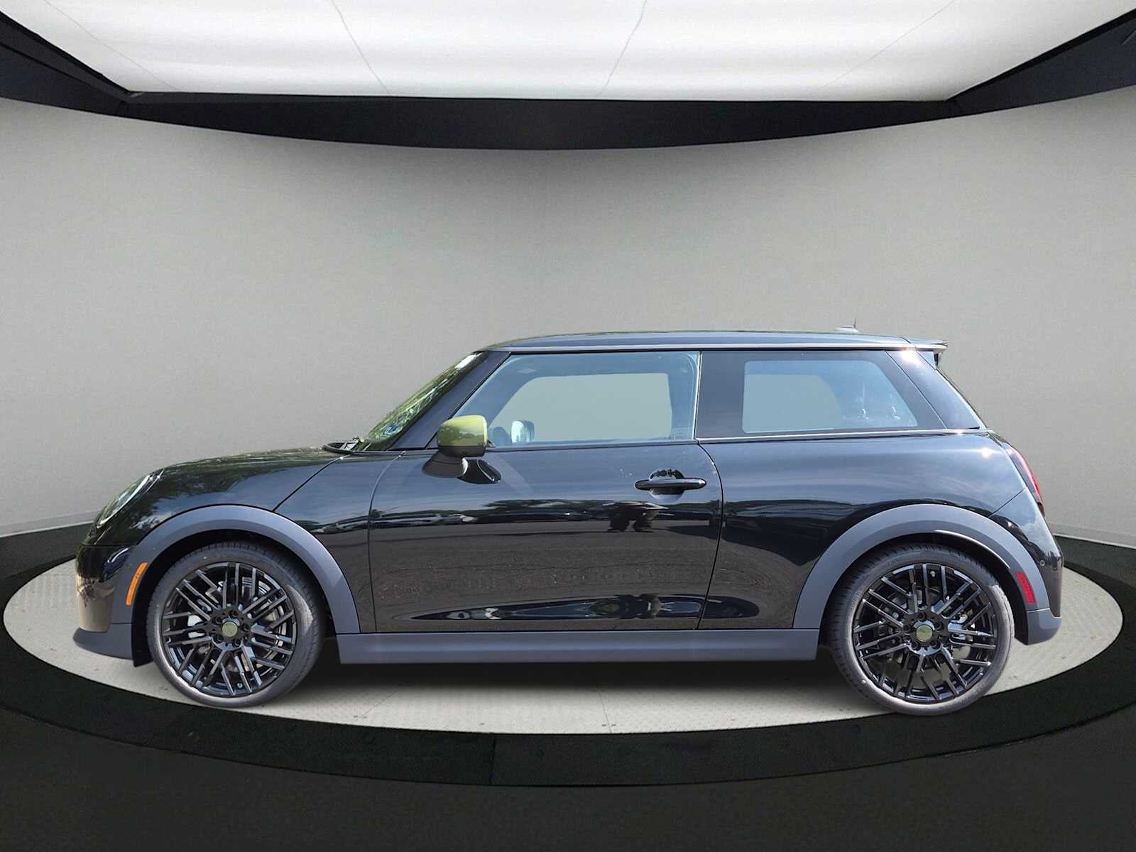 2027 MINI 2 DOOR ICONIC