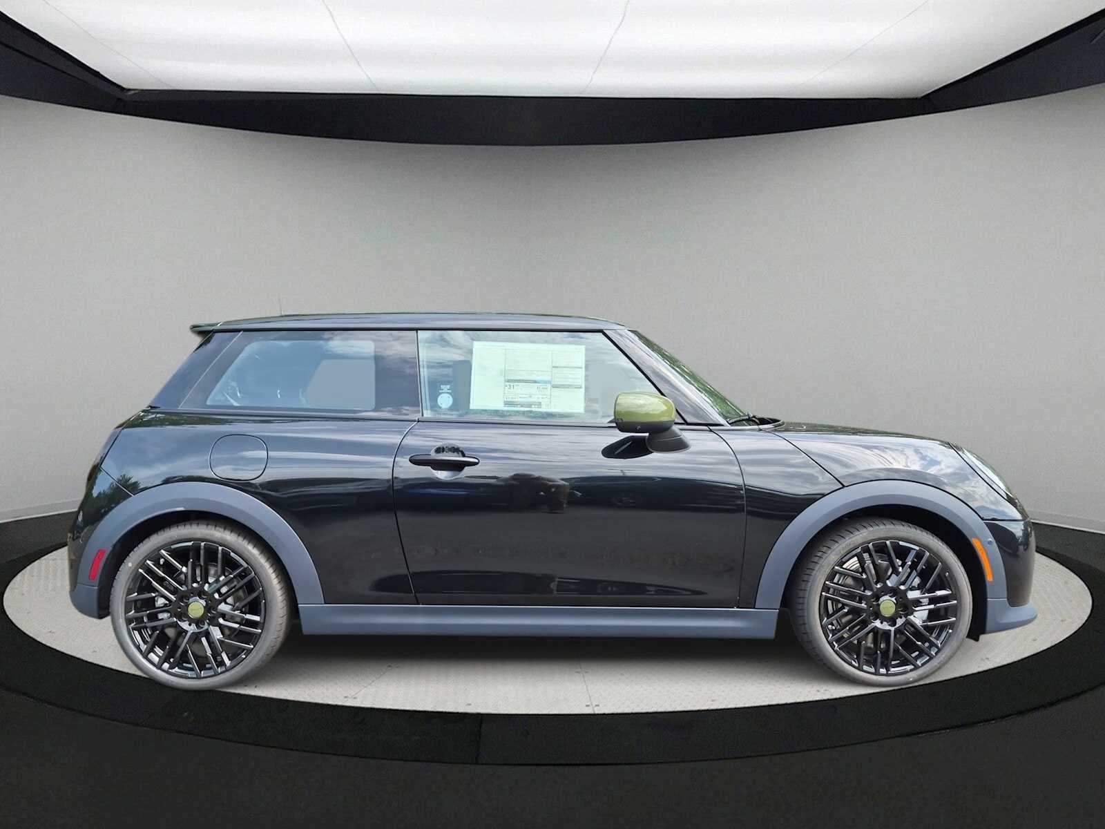 2027 MINI 2 DOOR ICONIC