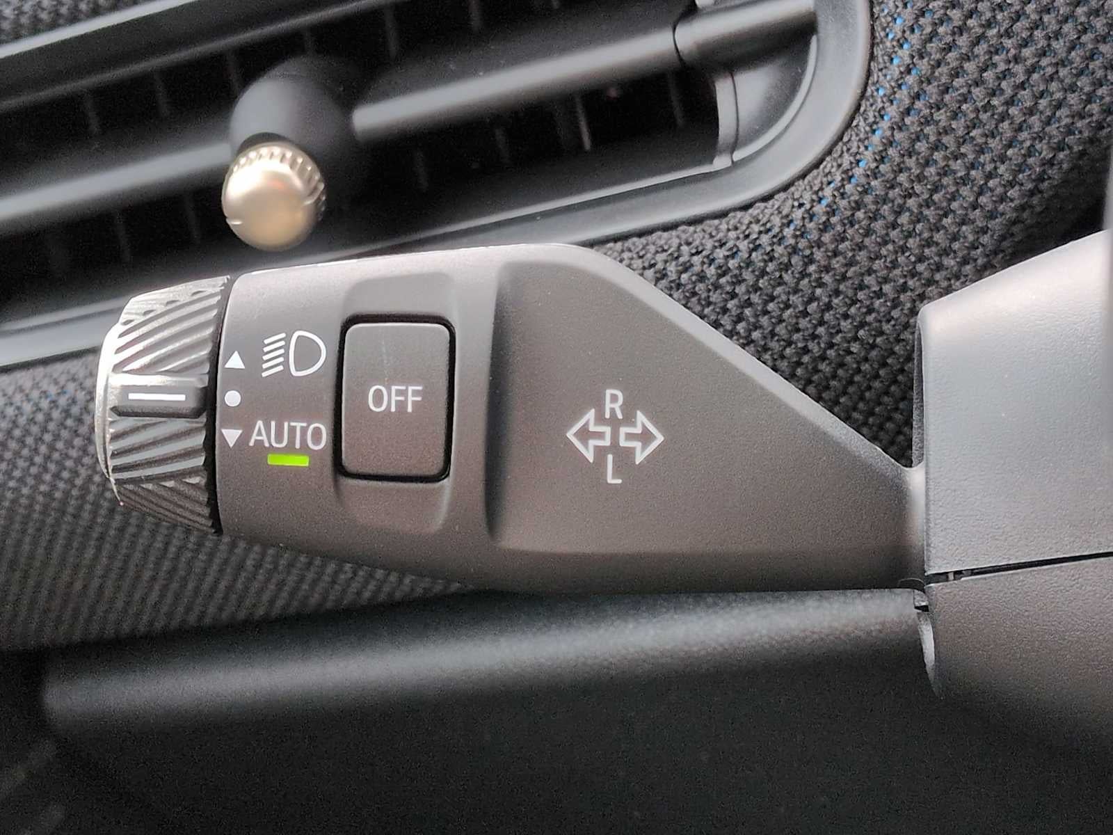 2026 MINI 2 DOOR ICONIC