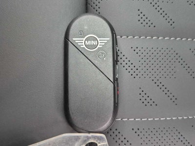 2027 MINI 2 DOOR SIGNATURE PLUS