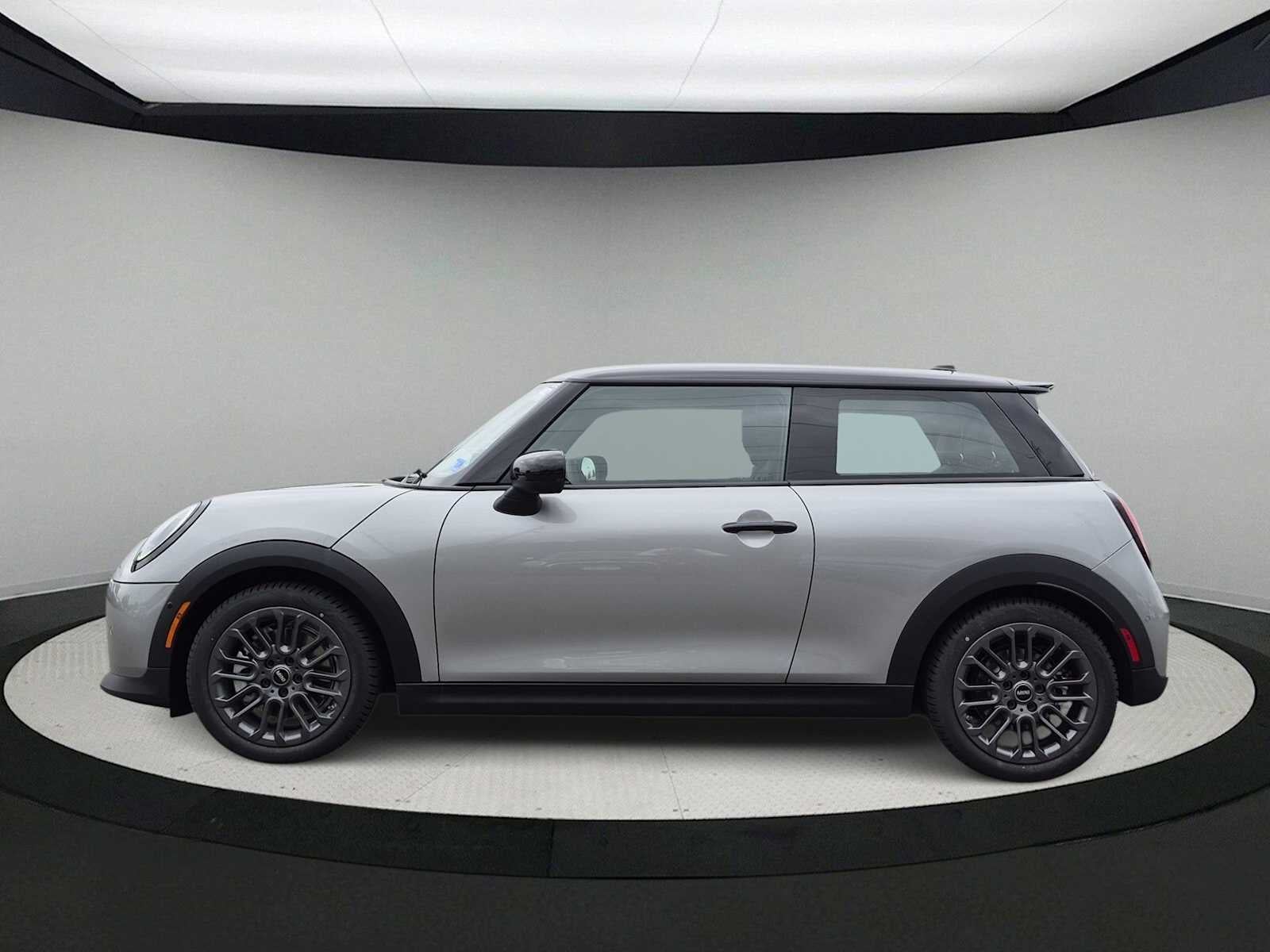 2027 MINI 2 DOOR SIGNATURE PLUS