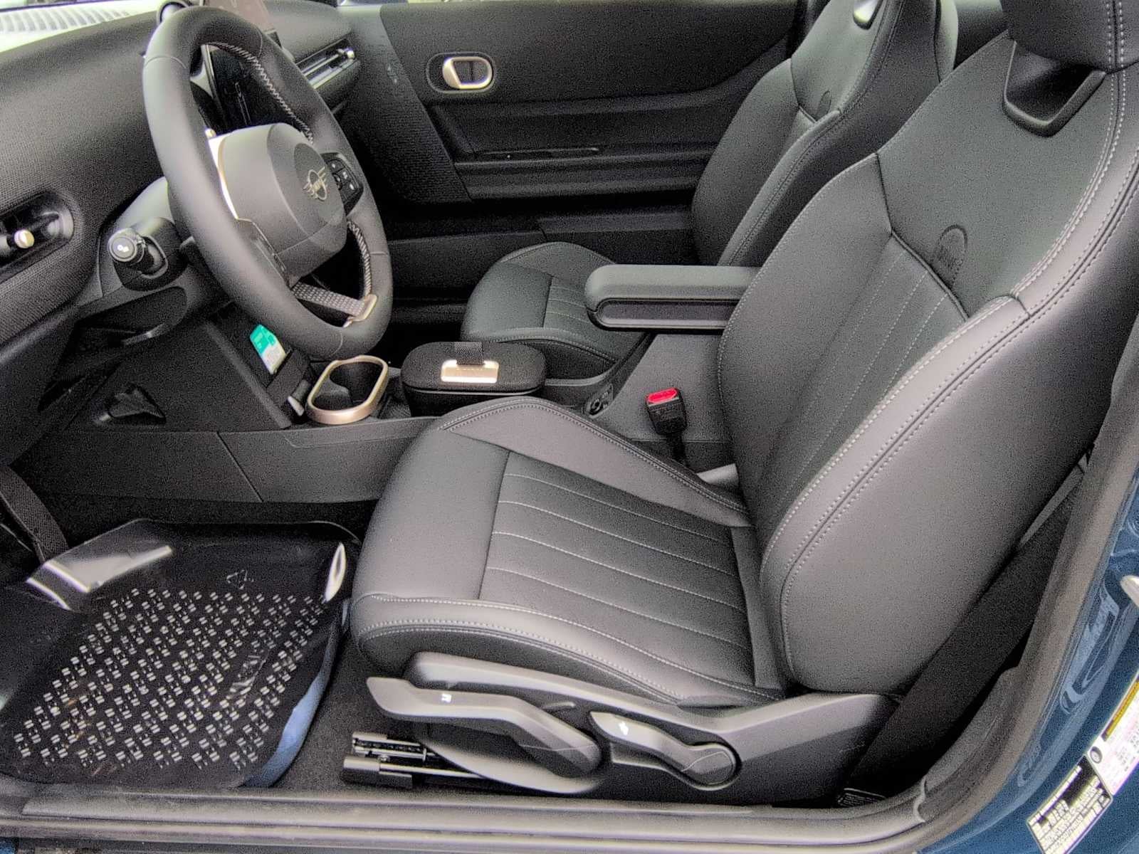 2026 MINI 2 DOOR SIGNATURE PLUS