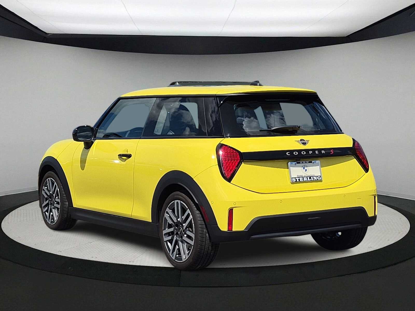 2025 MINI HARDTOP 2 DOOR Cooper S