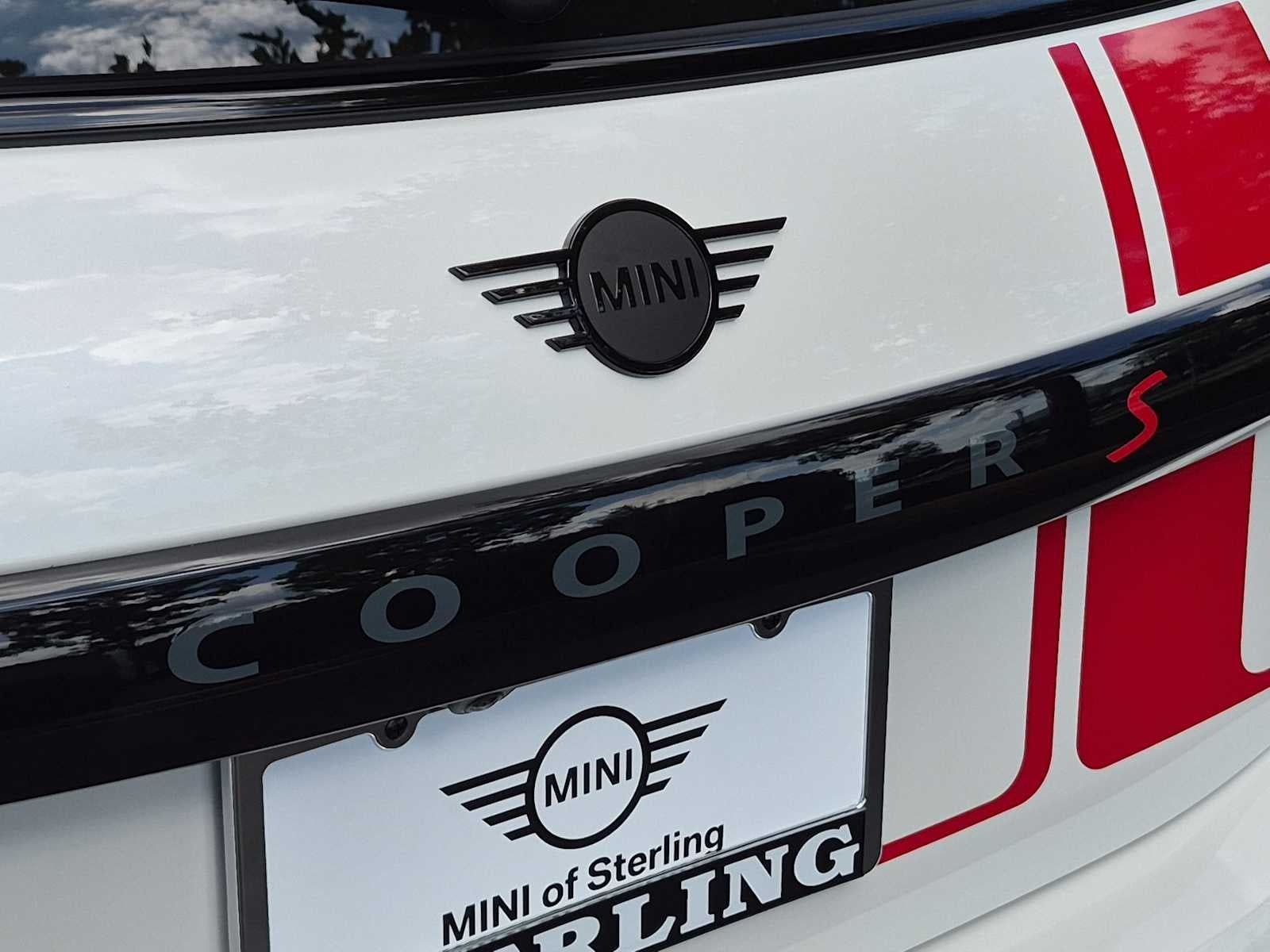 2026 MINI 2 DOOR ICONIC