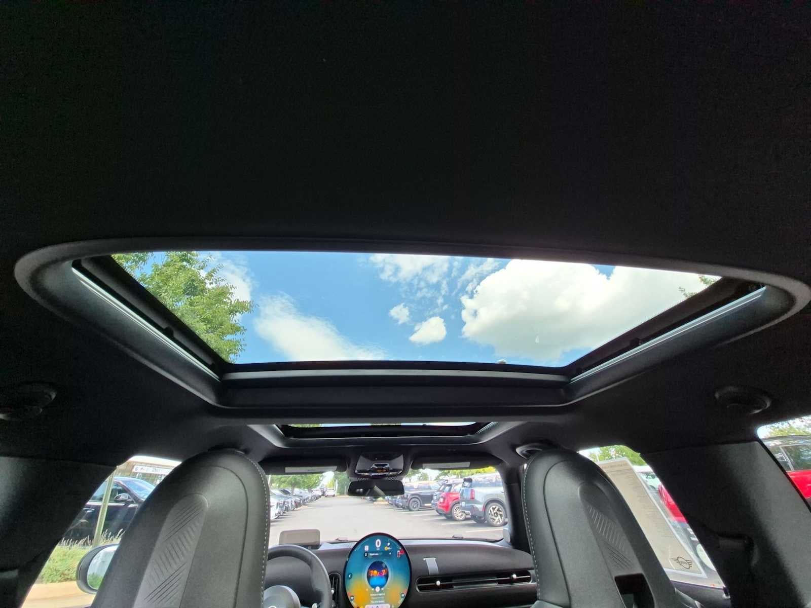2026 MINI 2 DOOR ICONIC