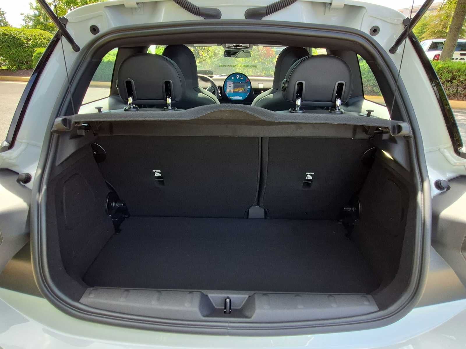 2026 MINI 2 DOOR ICONIC