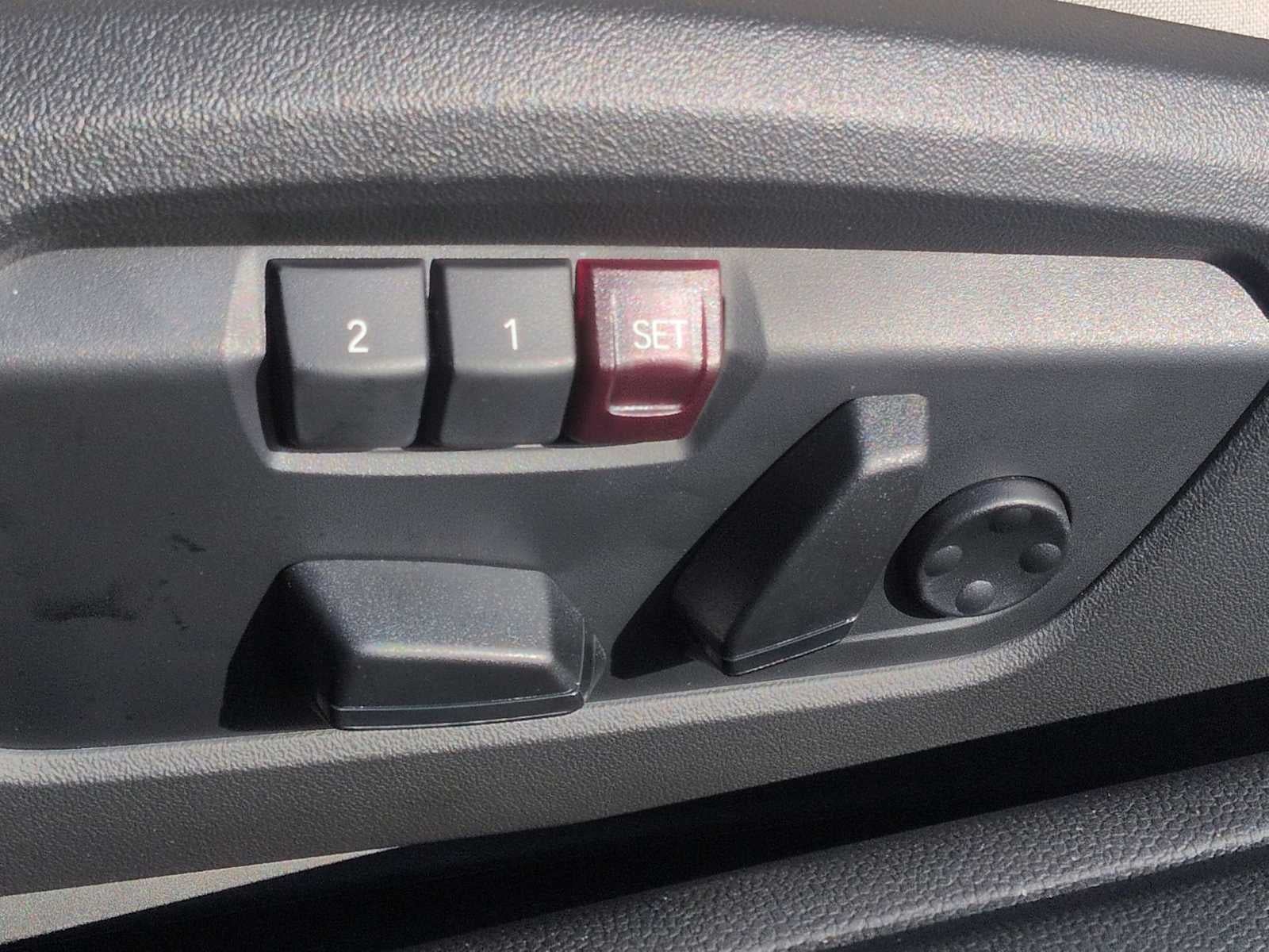 2026 MINI 2 DOOR ICONIC