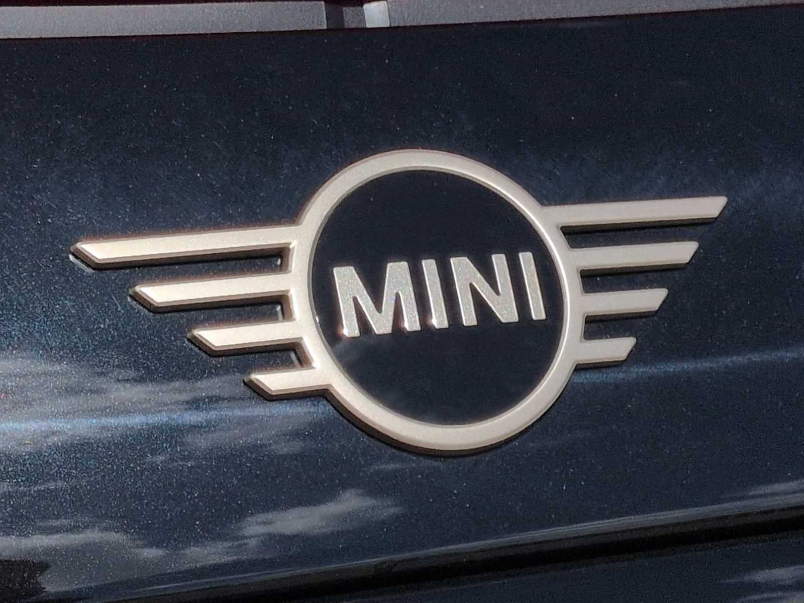 2026 MINI CONVERTIBLE ICONIC