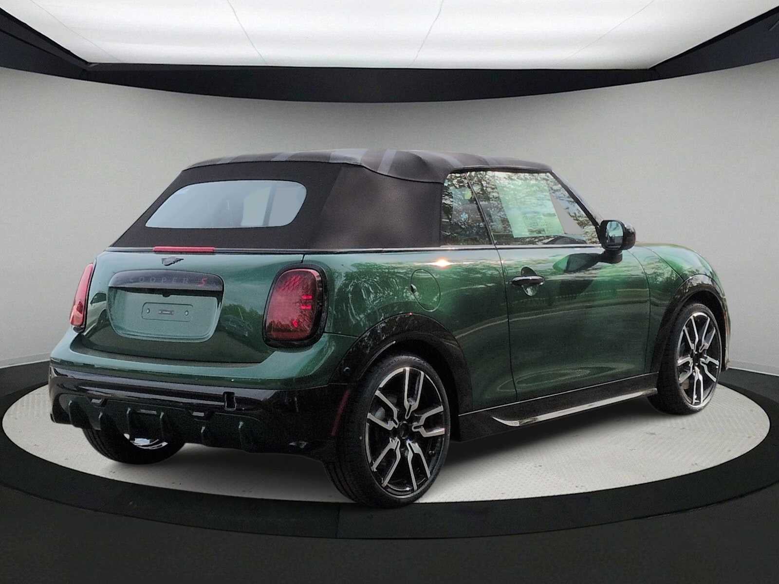 2026 MINI CONVERTIBLE ICONIC