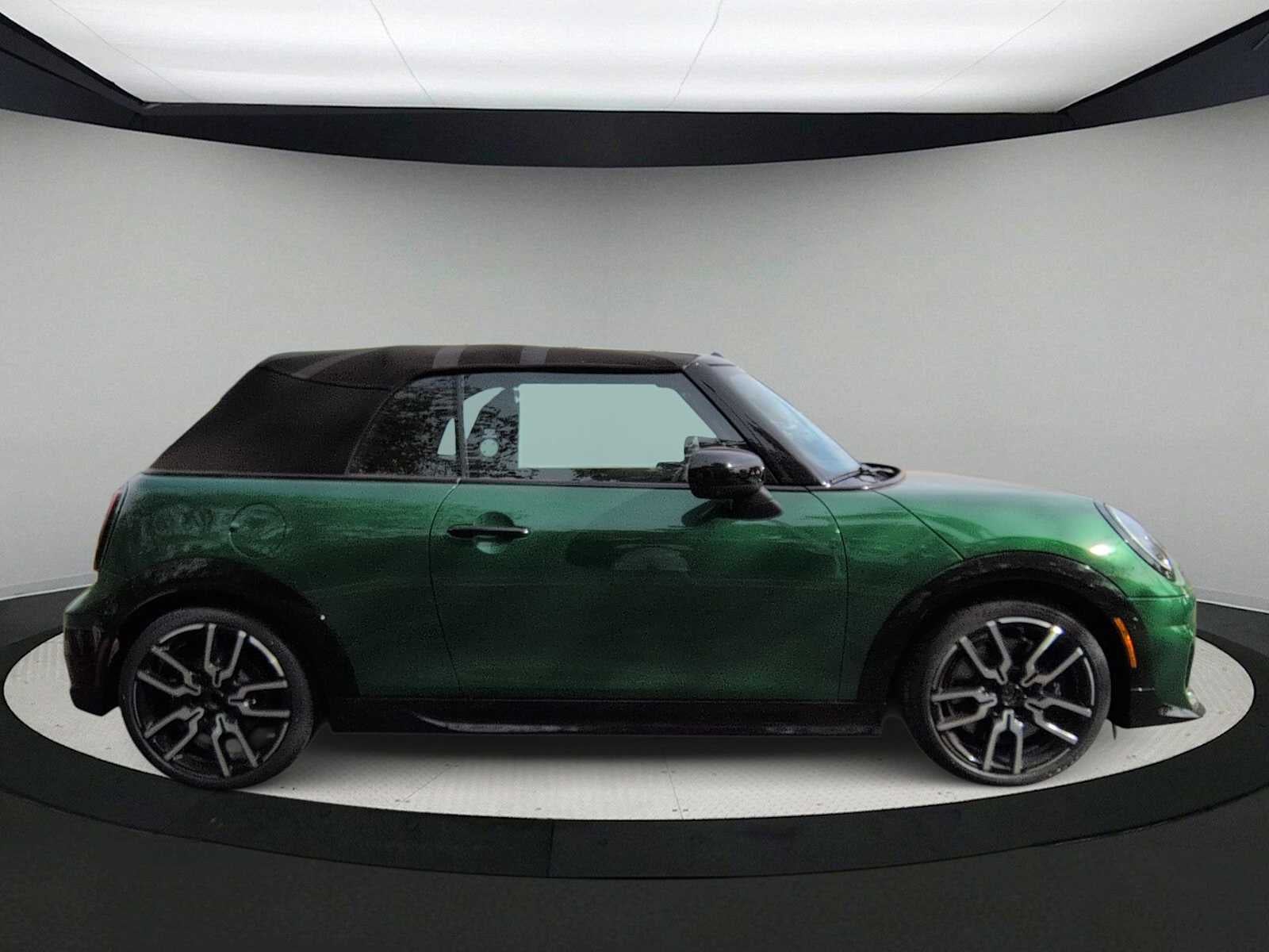2026 MINI CONVERTIBLE ICONIC