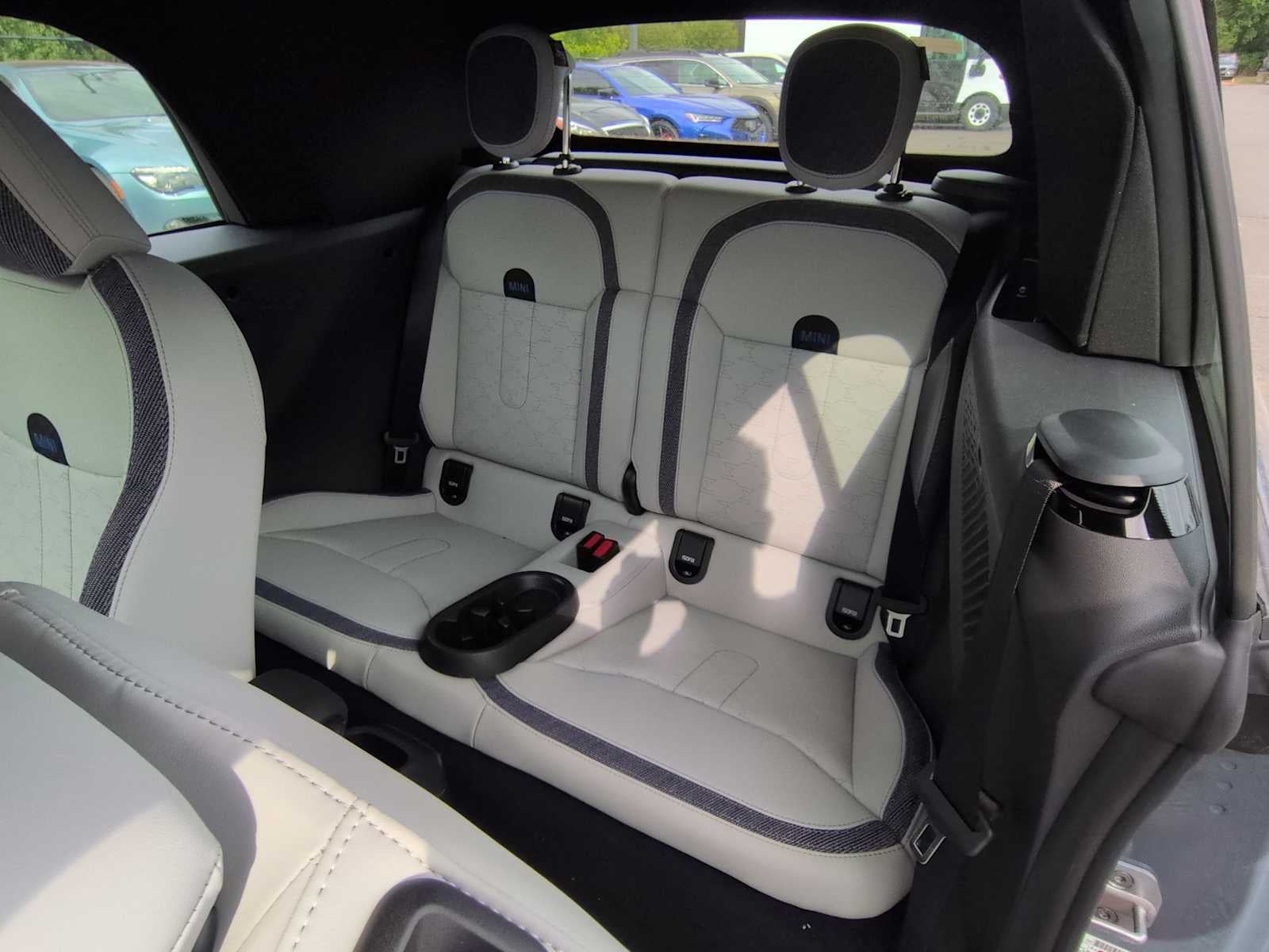 2026 MINI CONVERTIBLE SIGNATURE PLUS