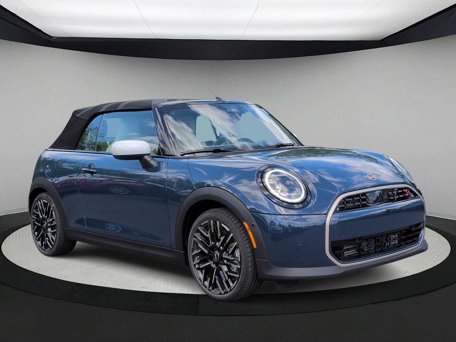 2026 MINI CONVERTIBLE ICONIC