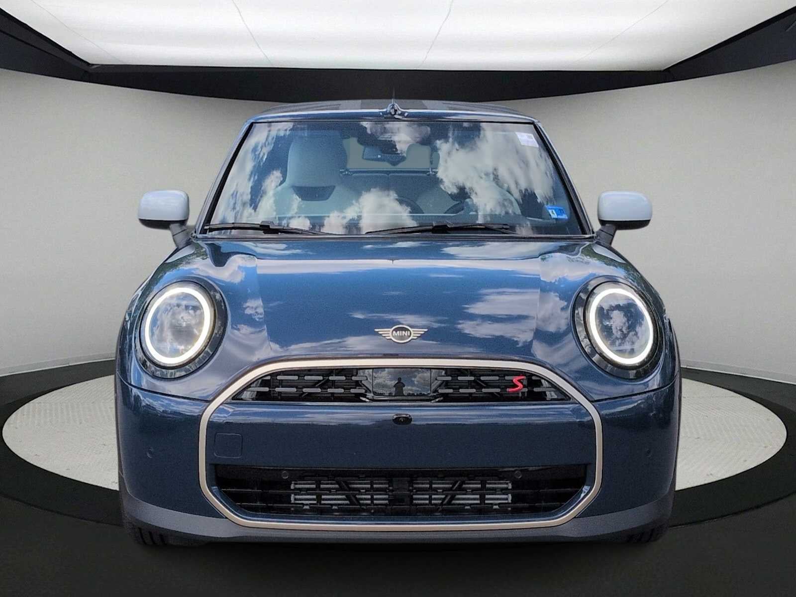 2026 MINI CONVERTIBLE ICONIC