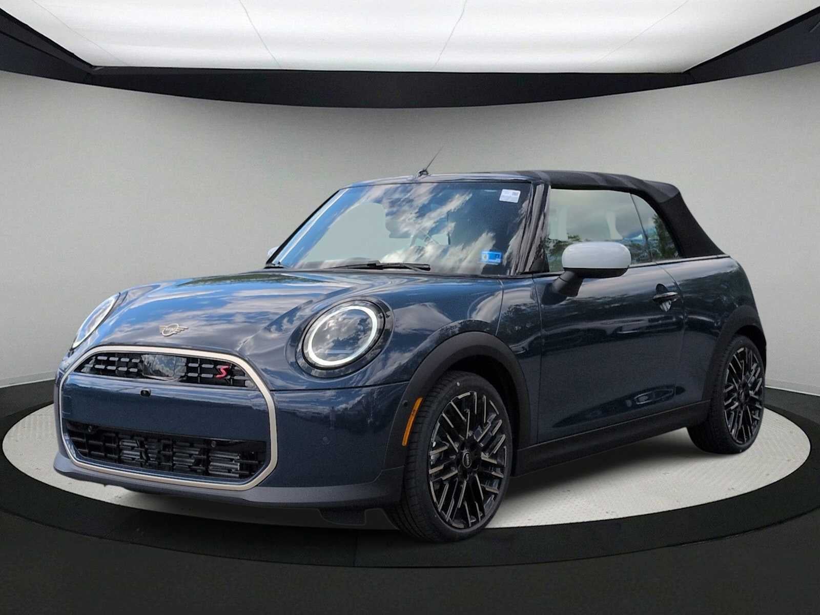 2026 MINI CONVERTIBLE ICONIC