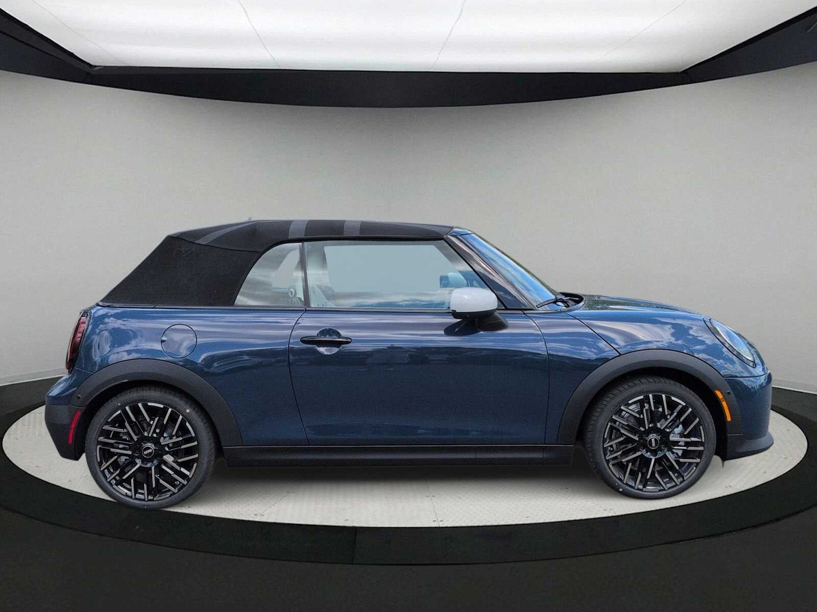 2026 MINI CONVERTIBLE ICONIC