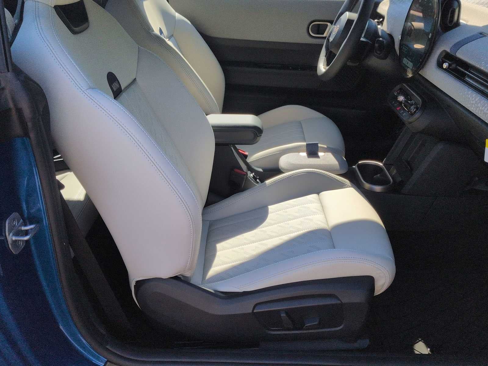 2026 MINI CONVERTIBLE ICONIC