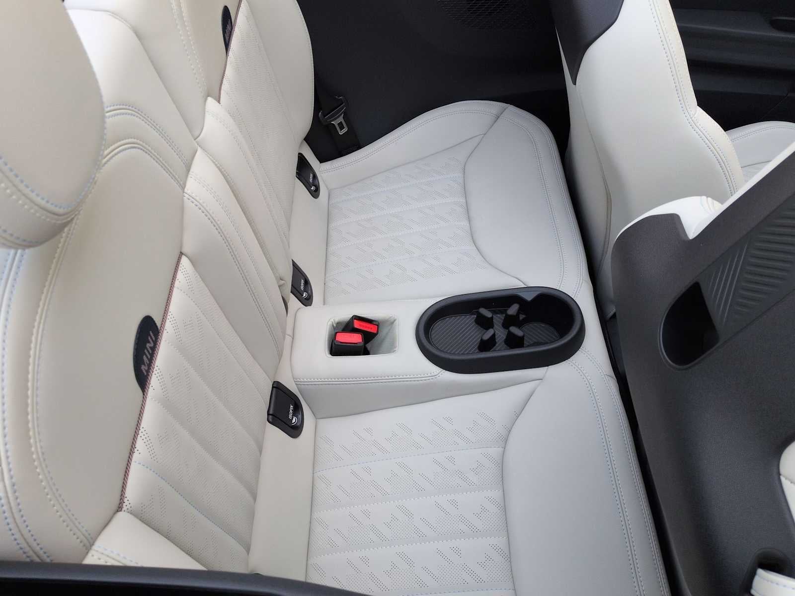 2026 MINI CONVERTIBLE ICONIC