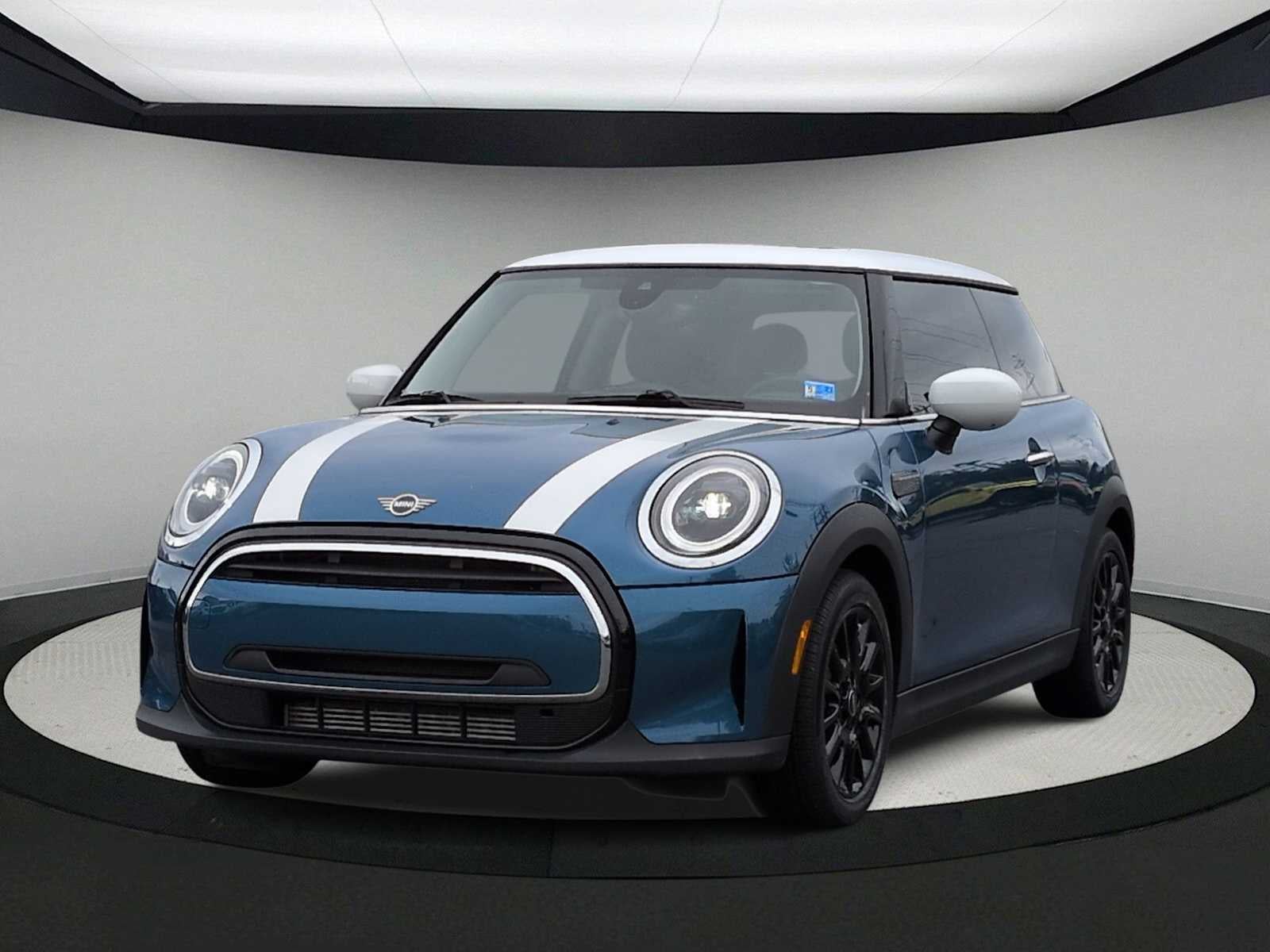 2024 MINI HARDTOP 2 DOOR Cooper