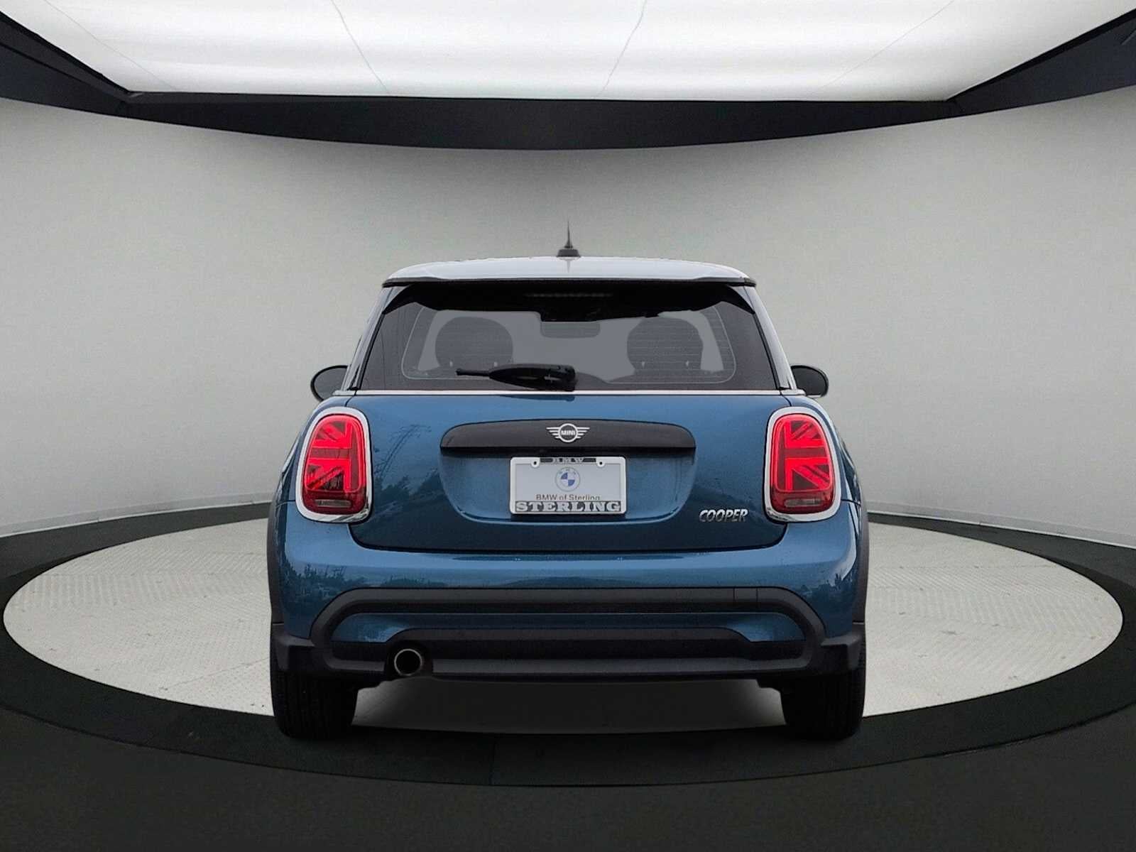 2024 MINI HARDTOP 2 DOOR Cooper