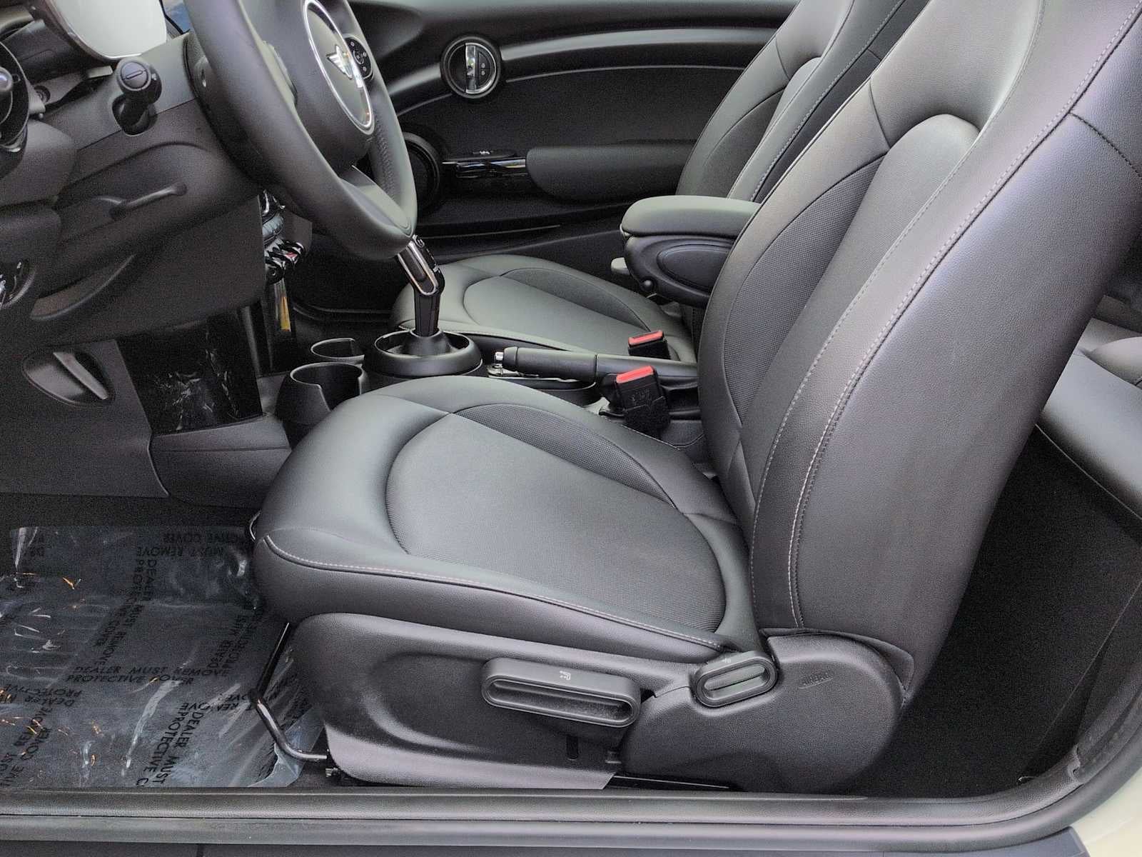 2022 MINI HARDTOP 2 DOOR SIGNATURE
