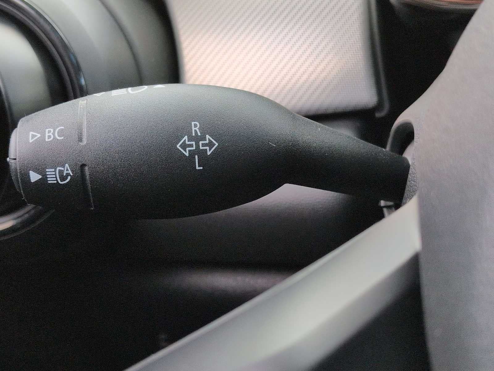 2022 MINI HARDTOP 2 DOOR SIGNATURE