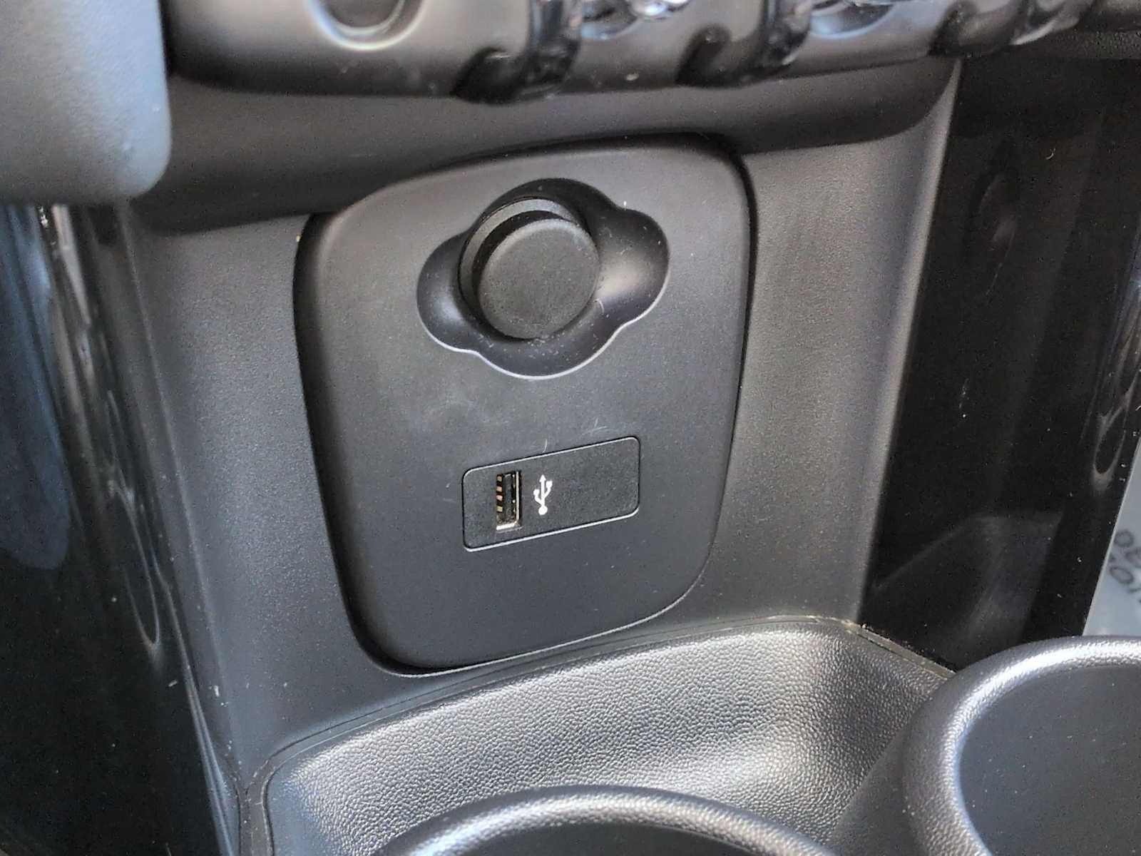 2022 MINI HARDTOP 2 DOOR SIGNATURE