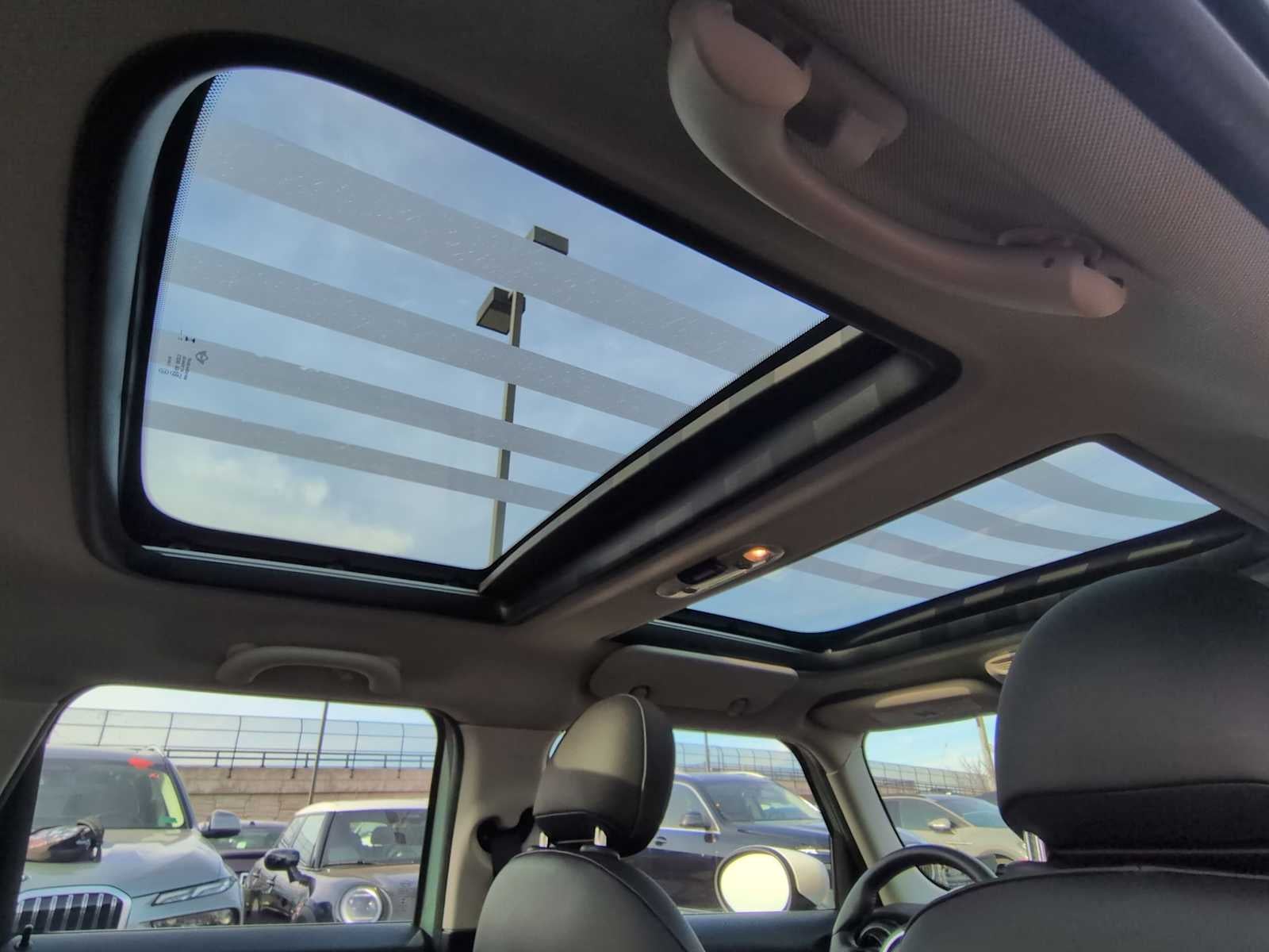 2023 MINI Hardtop 4 Door Cooper