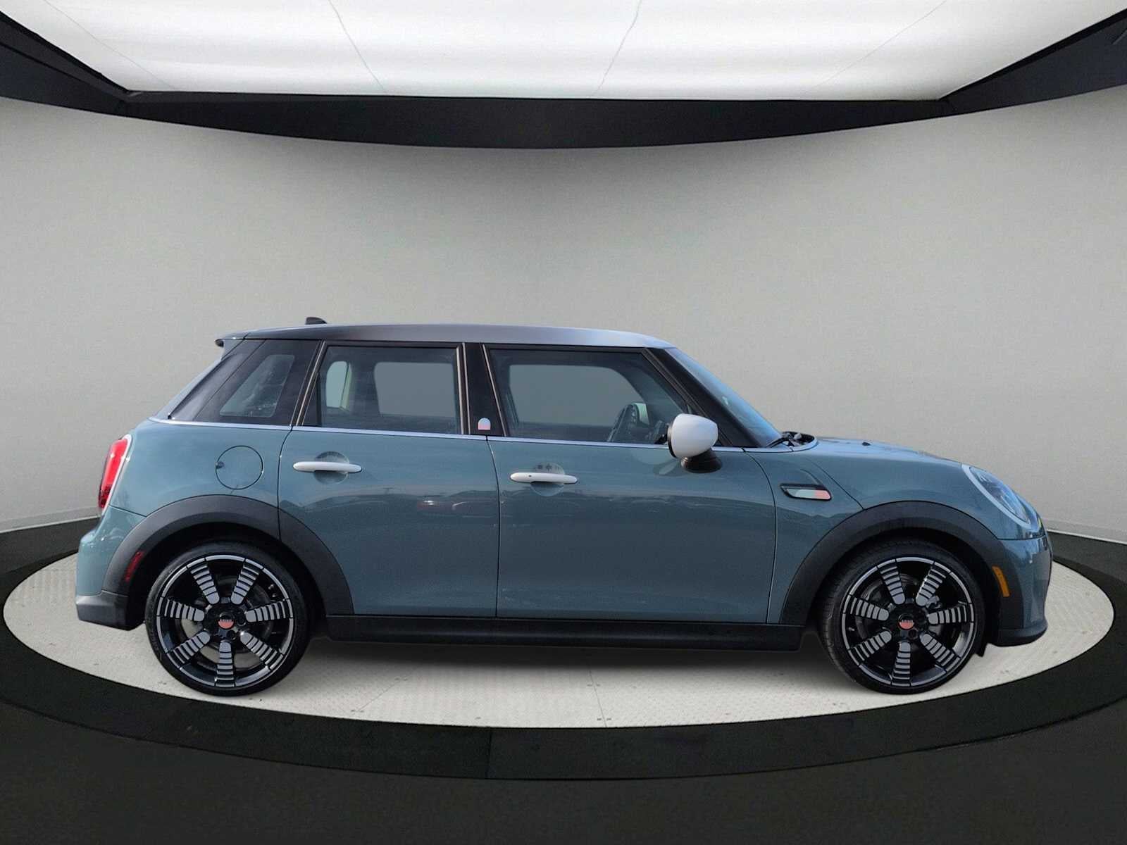 2023 MINI Hardtop 4 Door Cooper