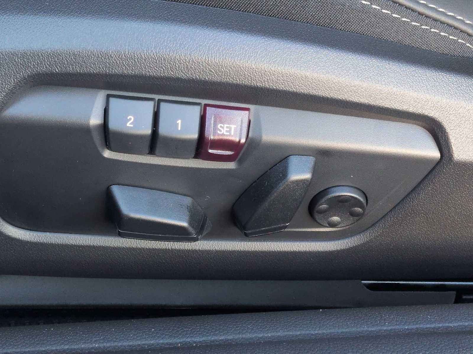 2026 MINI 2 DOOR ICONIC