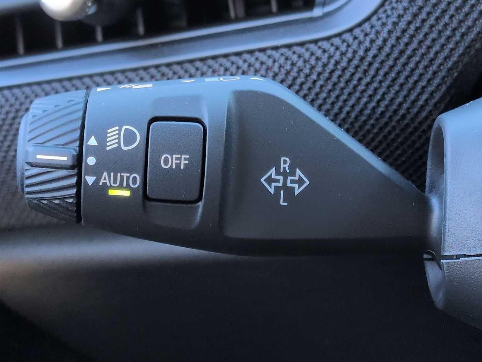 2026 MINI 2 DOOR ICONIC