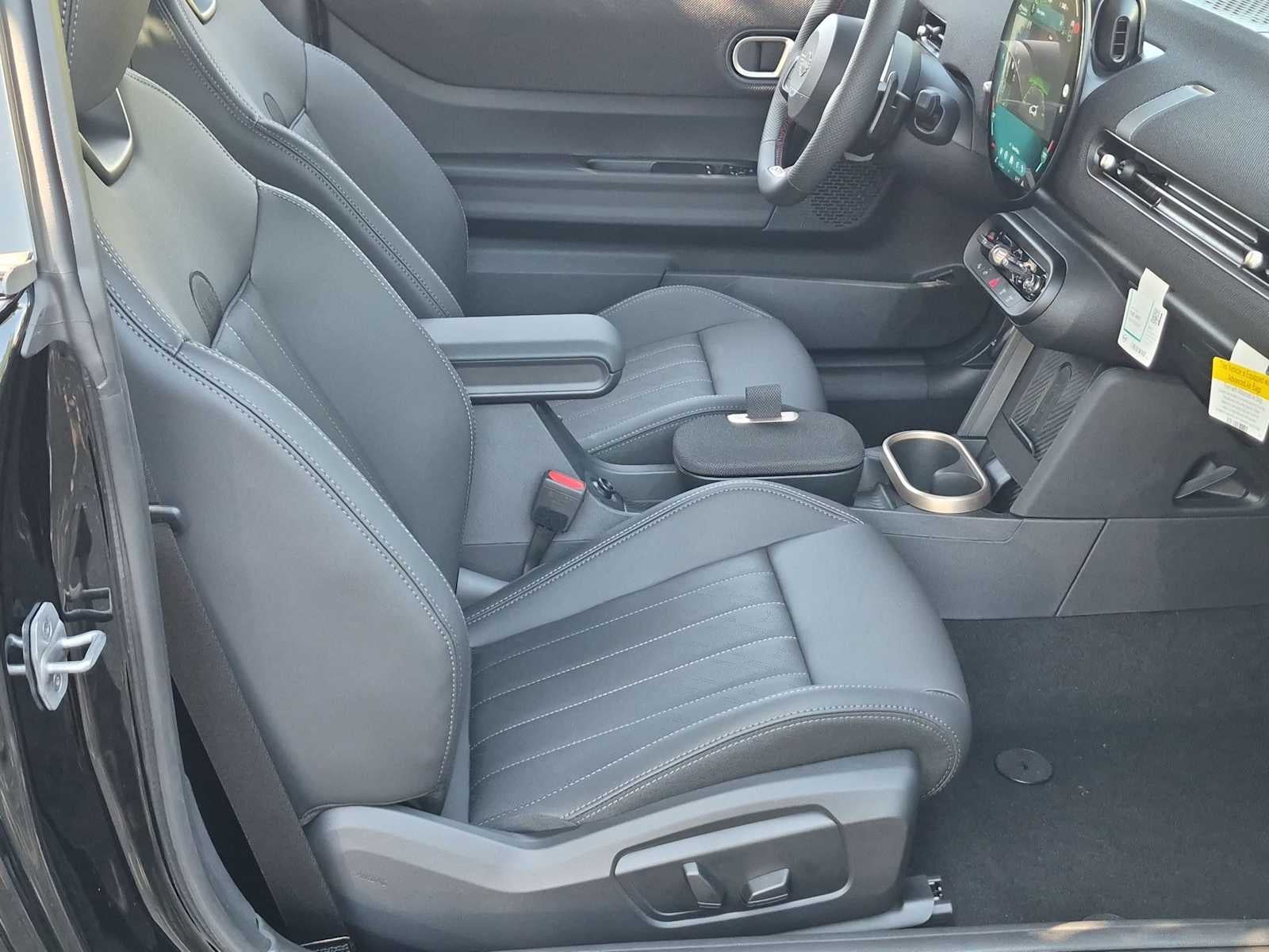 2027 MINI 2 DOOR ICONIC