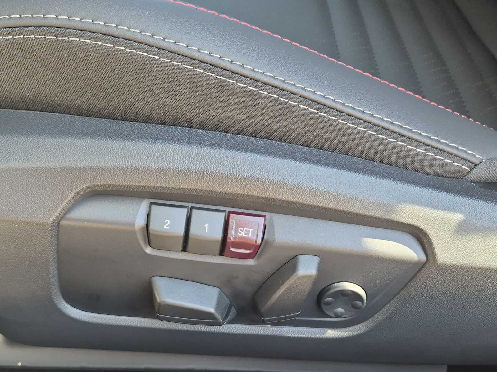 2027 MINI 2 DOOR ICONIC
